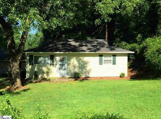 39 Kimbell Ct, Greenville, SC 29617
