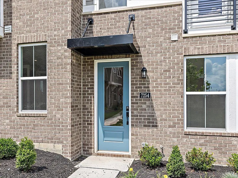 7254 Otley Dr — Photo 5