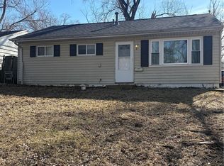 31 7th Dr, Decatur, IL 62521