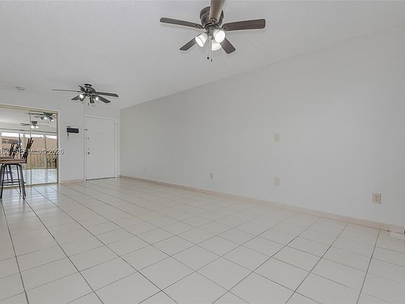 5th image of 9150 Fontainebleau Blvd APT 402