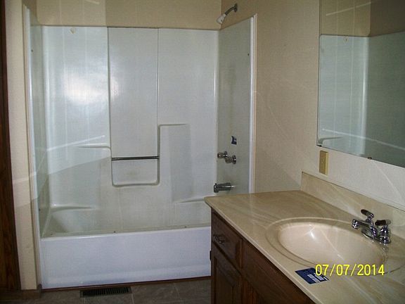 2nd image of 2480 Glendale Ave