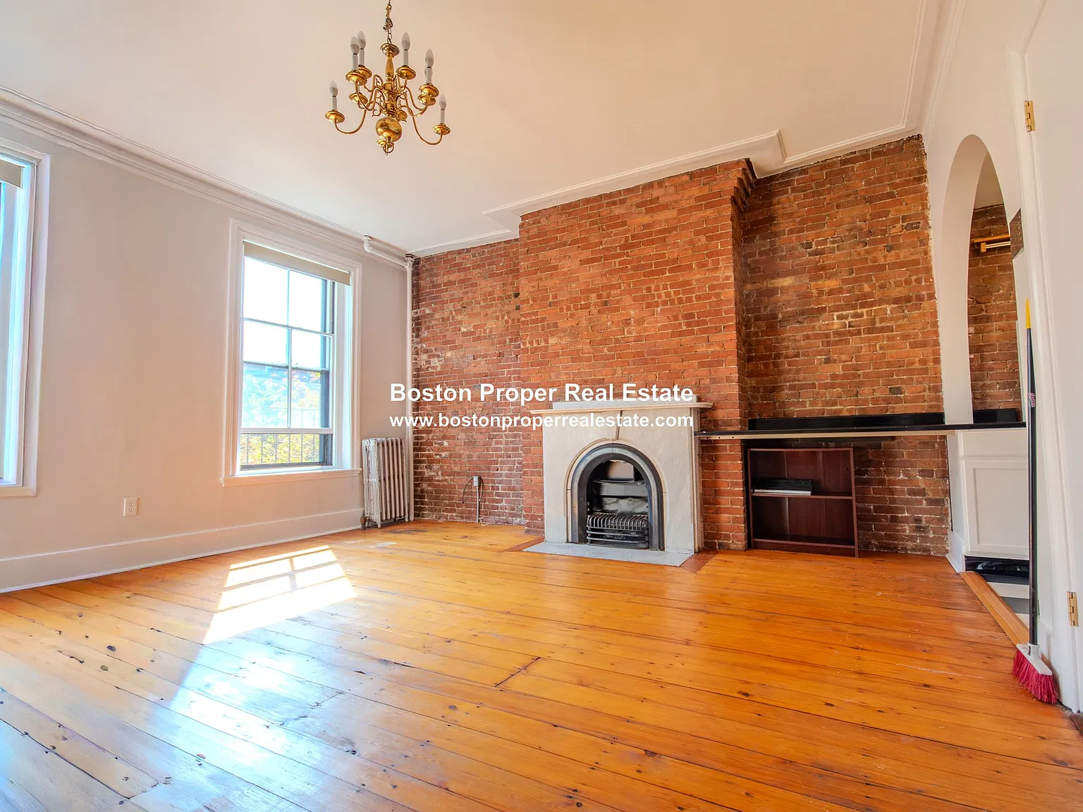 Studio, 400 sqft, $2,525 — Photo 3