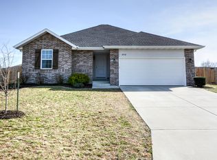 252 Meadowlark St, Highlandville, MO 65669
