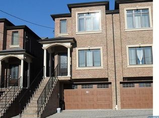 29A W Homestead Ave, Palisades Park, NJ 07650