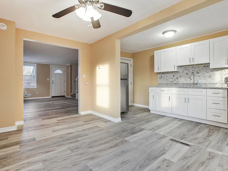 7443 Holabird Ave — Photo 11