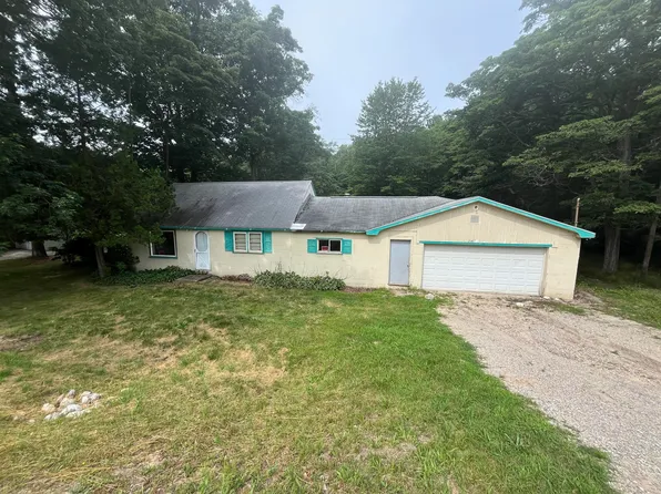 20876 Blue Star Hwy, South Haven, MI 49090