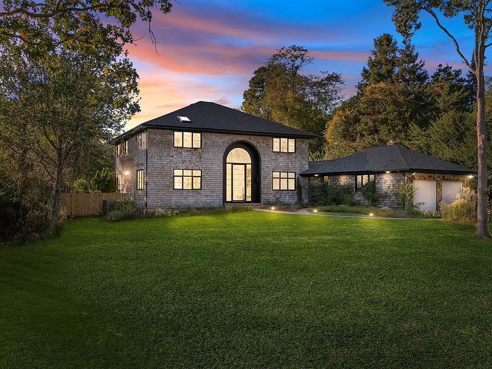 1st image of 15 Atterbury Rd