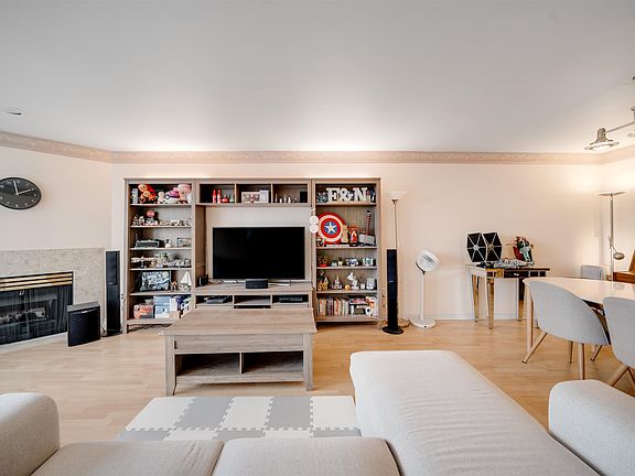 4th image of 7700 Gilbert Rd #301