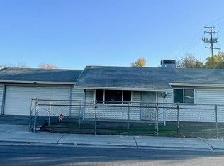2512 E Poplar St, Stockton, CA