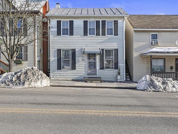 2nd image of 203 Bridge St