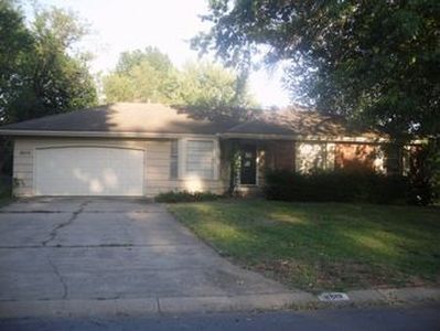 8819 Evanston Ave, Kansas City, MO, 64138