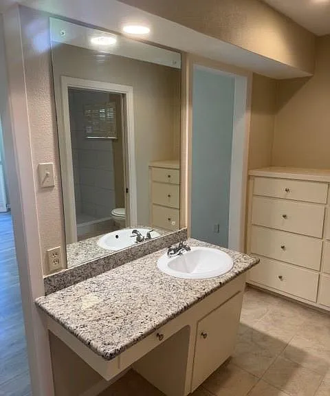 6006 Bermuda Dunes Dr — Photo 23