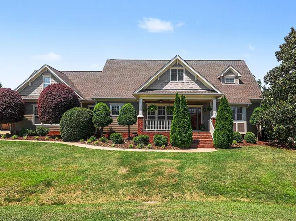 4704 Swordfish Dr, Raleigh, NC 27603