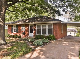 1710 Clover Ln, Florissant, MO