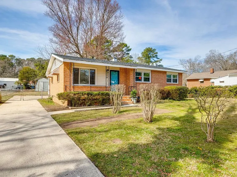 904 Beverly Dr — Photo 22