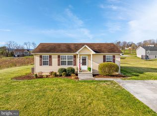 115 Fehr Ln, Maurertown, VA 22644