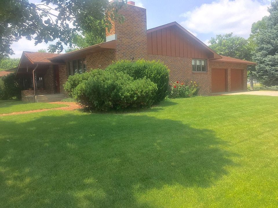 1st image of 1211 Birch Ct