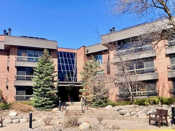 7250 Lewis Ridge Pkwy APT 302, Edina, MN 55439