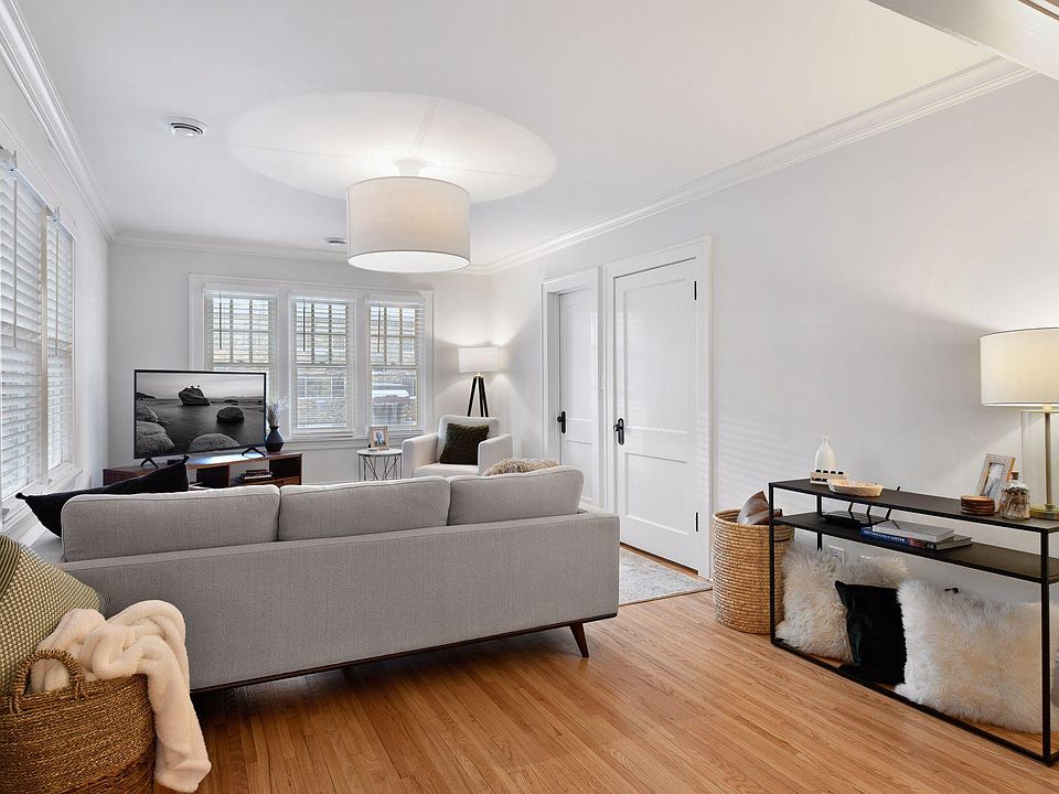 1st image of 3413 Girard Ave S #2