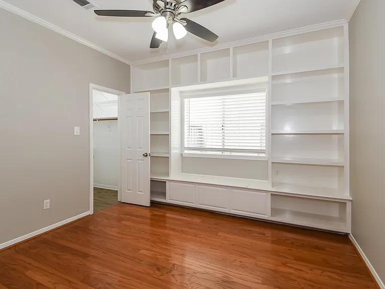 2819 Calender Lake Dr — Photo 13