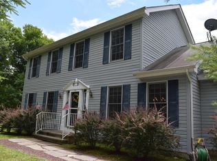 48 Pocahontas Ln, Albrightsville, PA 18210
