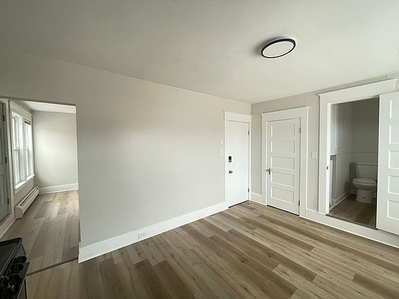 4th image of 55 Henriette St #4