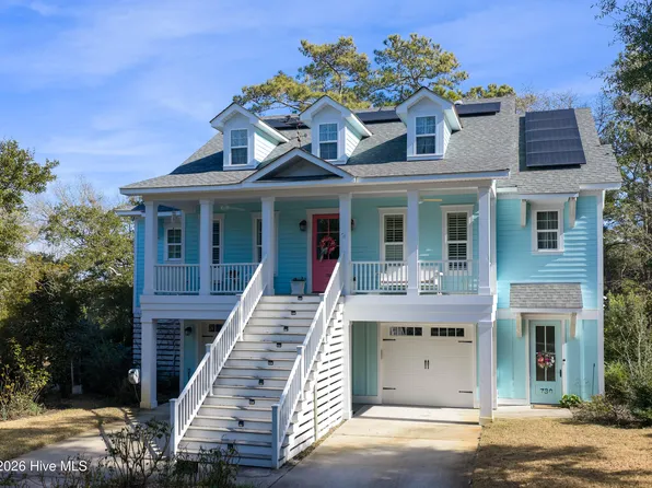730 Alyssum Avenue, Oak Island, NC 28465