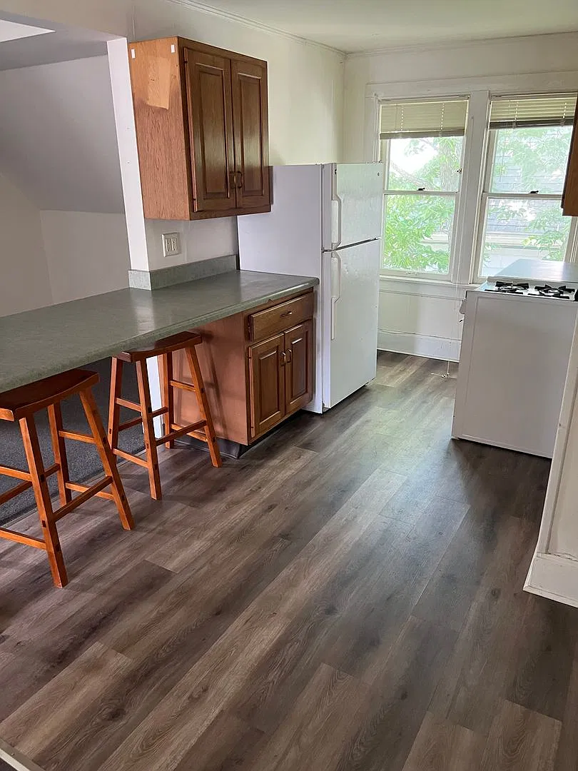 309 N Pinckney St — Photo 4