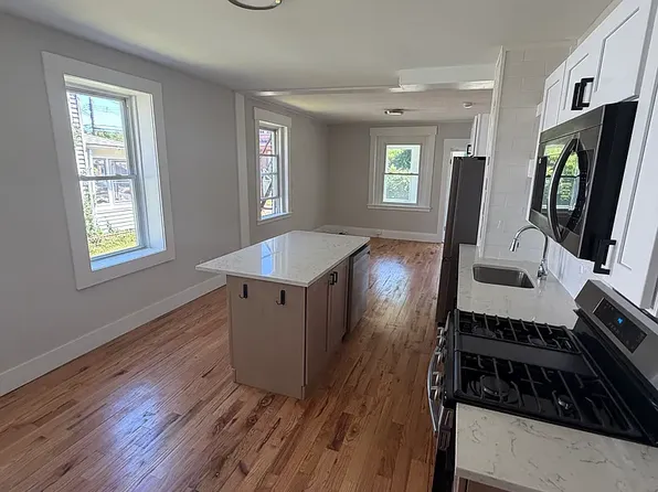 1 Webb St #2, Hamden, CT 06517