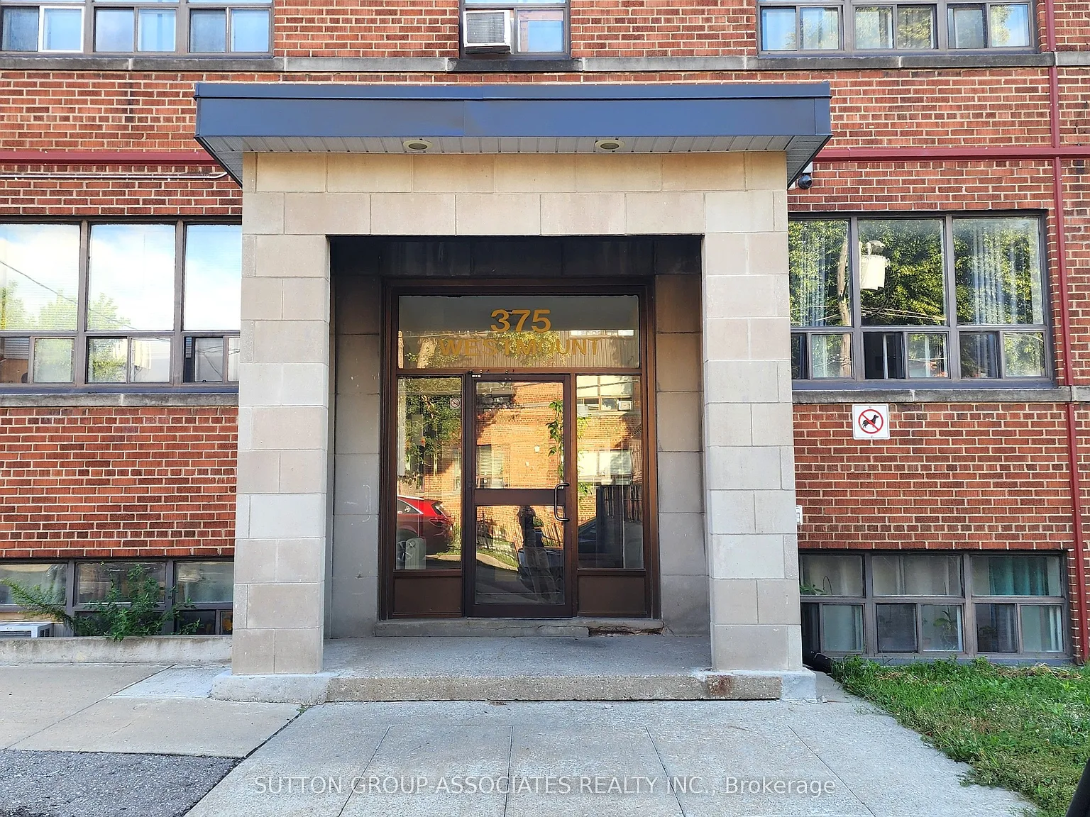Studio, $1,395 — Photo 1