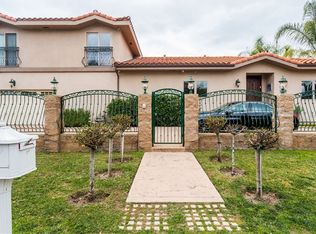 15526 Morrison St, Sherman Oaks, CA 91403