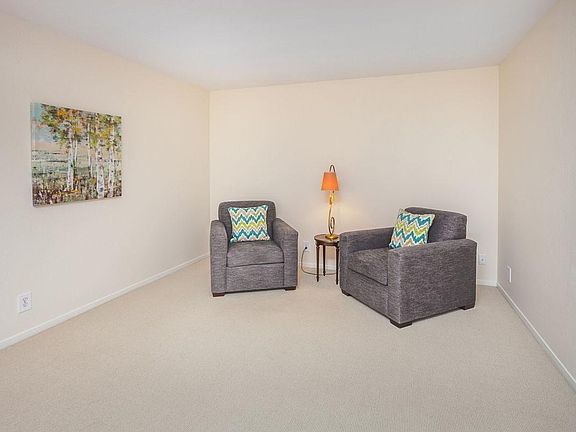 Master BR sitting area