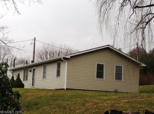 181 Shady Oak Rd, Burnsville, NC 28714