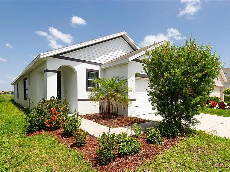 17066 Oval Rum Dr — Photo 6