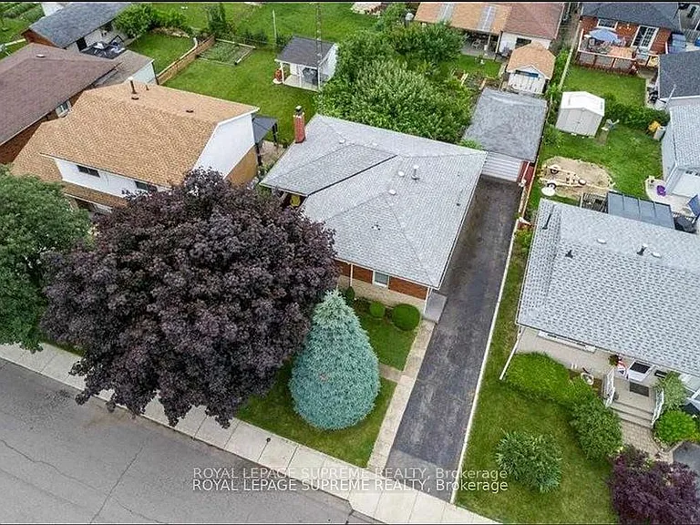 38 Loyalist Dr #UPPER — Photo 1