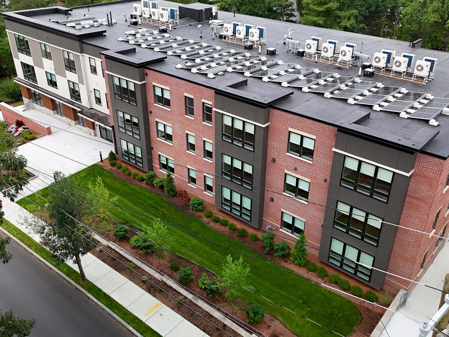 CityLine Apartments — Photo 4