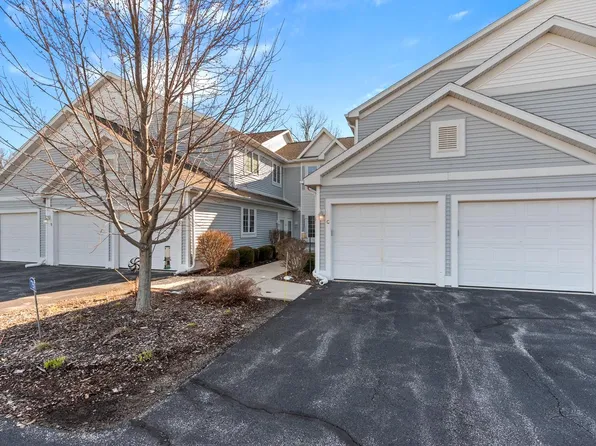 758 Bridlewood DRIVE #3102B, Hartford, WI 53027