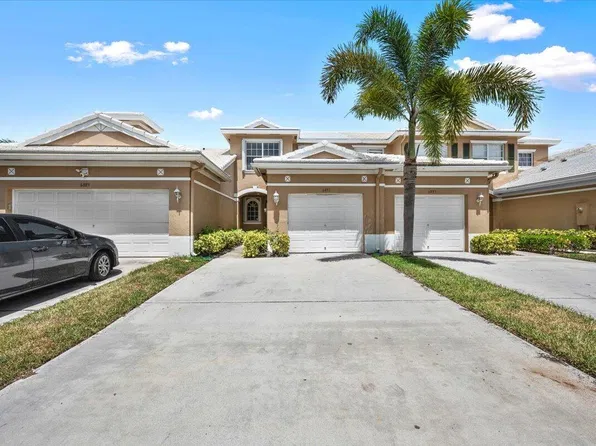 6891 Blue Skies Dr, Lake Worth, FL 33463