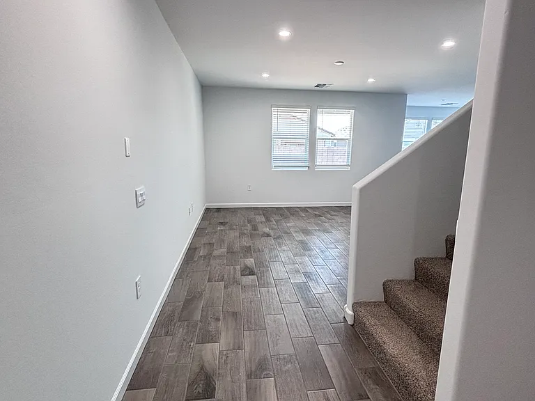 1777 W Stealth Ave — Photo 10