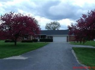 6989 Windsor Dr, Demotte, IN 46310