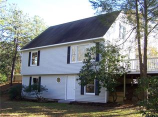 9 Hill Top Dr, Hope Valley, RI 02832