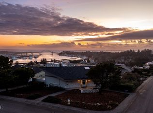 106 SE View Dr, Newport, OR 97365