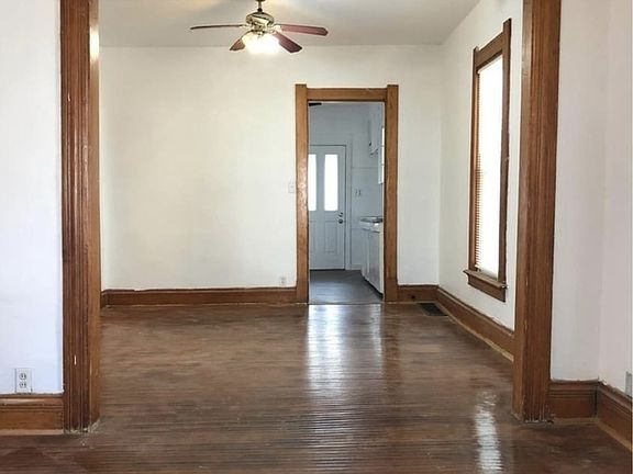 3rd image of 1518 Nevada St
