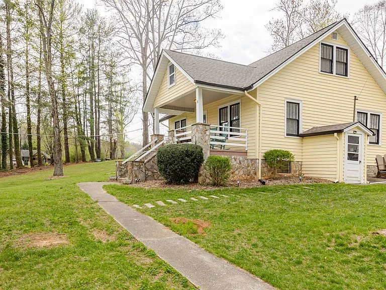 Carolina Mountain Dr — Photo 25
