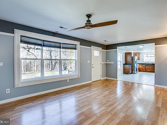 4th image of 22 Halterman Ln