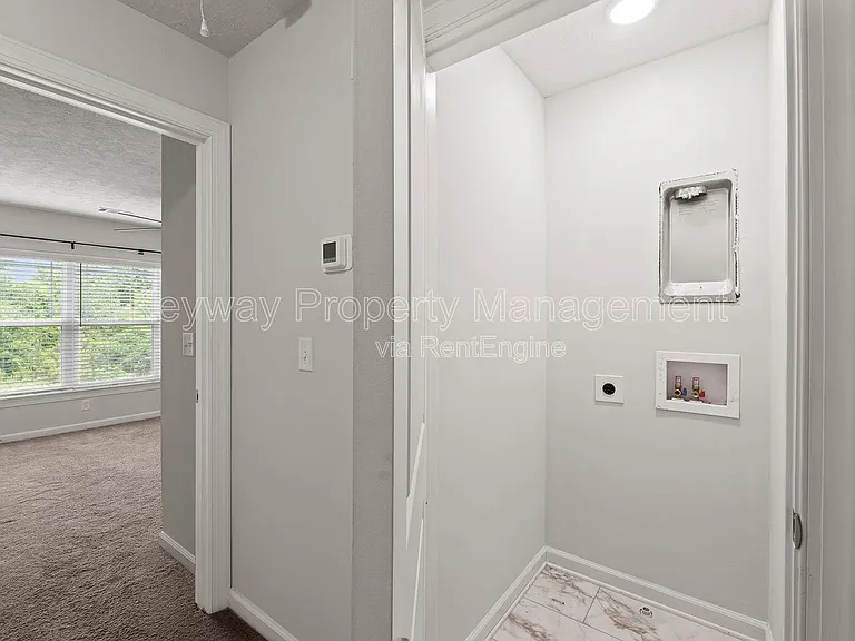 1913 Butternut Dr — Photo 11