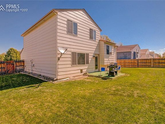 Fully Fenced Back Yard