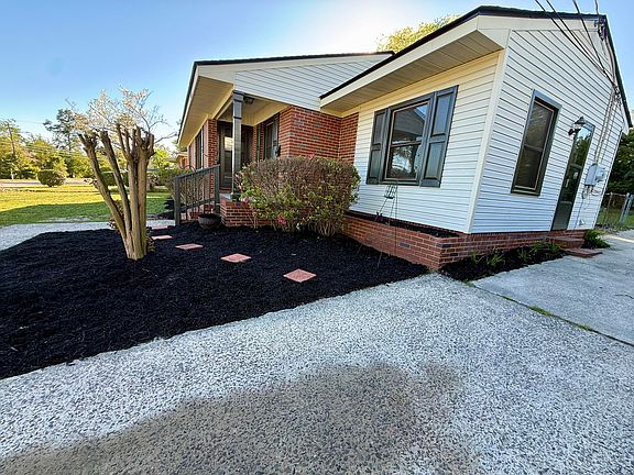 2nd image of 1621 Pendleton Road