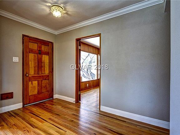5th image of 818 Park Paseo
