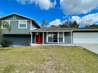 4004 Briarlake Dr, Valrico, FL 33596